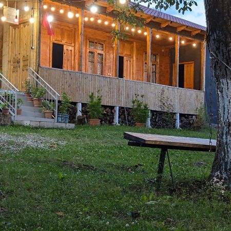 Kipiani Guest House Ყიფიანის Სახლი Khvanchkara Dış mekan fotoğraf